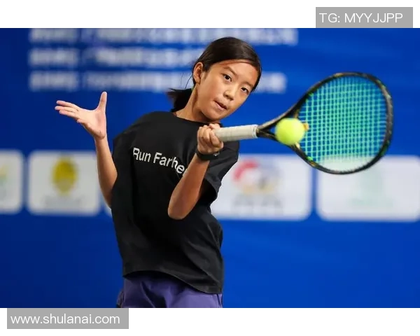 杨敏独家分享网球技巧与心得助你提升球技的秘密之道